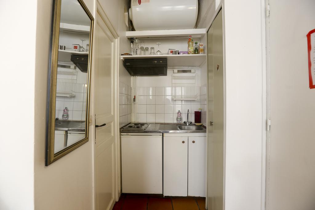 Lovely And Typical 1 Bedroom París Habitación foto